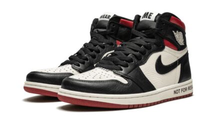 Air Jordan 1 Retro High OG "Not For Resale" Red - vue 2