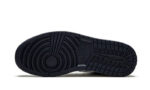 Air Jordan 1 Retro High OG Obsidian UNC 2019 - vue 4