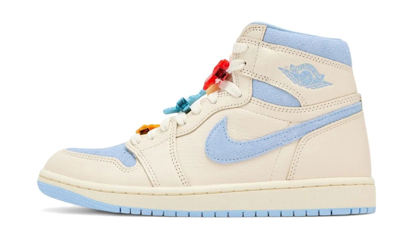 air-jordan-1-retro-high-og-pale-ivory-psychic-blue-572288 Air Jordan 1 Retro High OG Pale Ivory Psychic Blue authentique