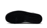 Air Jordan 1 Retro High OG Skyline - vue 4