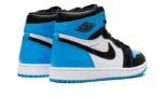 Air Jordan 1 Retro High OG UNC Toe (2023) - vue 3