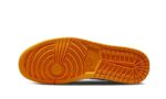 Air Jordan 1 Retro High OG Yellow Toe - vue 3
