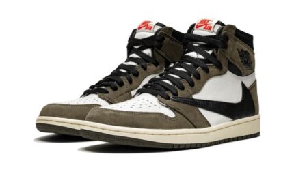 Air Jordan 1 Retro High Travis Scott Cactus Jack - vue 2