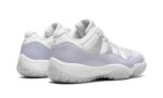Air Jordan 11 Retro Low Pure Violet - vue 3