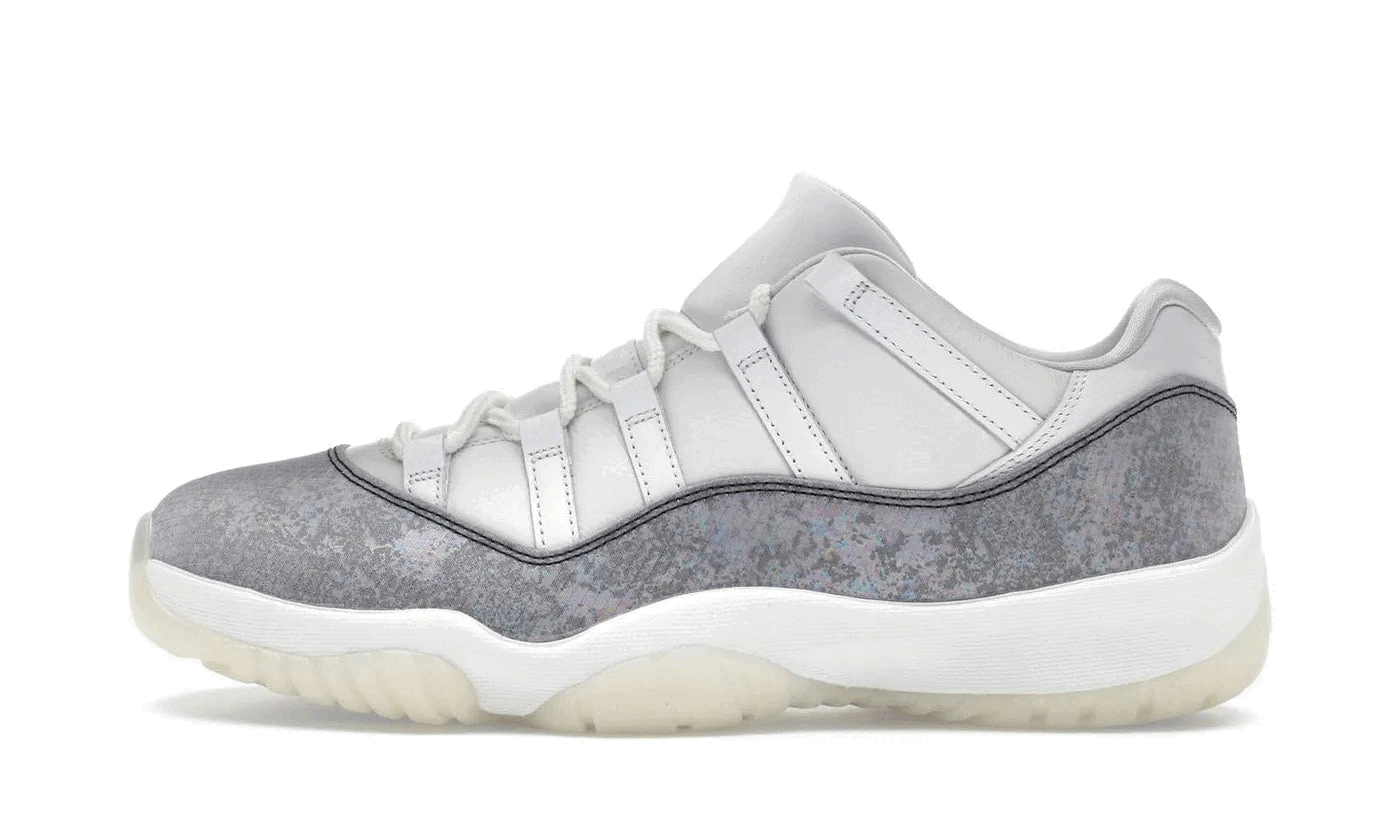 air-jordan-11-retro-low-year-of-the-snake-407468 Air Jordan 11 Retro Low Year of the Snake authentique