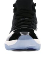 Air Jordan 11 Retro Space Jam (2016) - vue 3