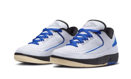Air Jordan 2 Retro Low Varsity Royal - vue 2