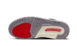 Air Jordan 3 Retro Black Cement Gold - vue 3