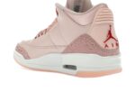 Air Jordan 3 Retro Valentine's Day Treat Yourself (2025) - vue 3