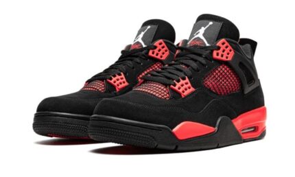 Air Jordan 4 Retro Red Thunder - vue 2