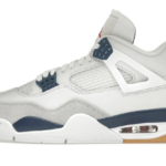Air Jordan 4 Retro SB Navy authentique