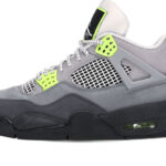 Air Jordan 4 Retro SE 95 Neon authentique