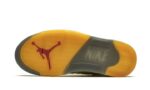 Air Jordan 5 Retro Off-White Sail - vue 4