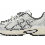 ASICS Gel-Kahana TR V4 Silver White authentique