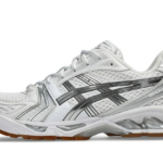 ASICS Gel-Kayano 14 A.P.C. White Pure Silver authentique