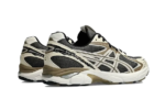 ASICS GT-2160 Black Cream - vue 3