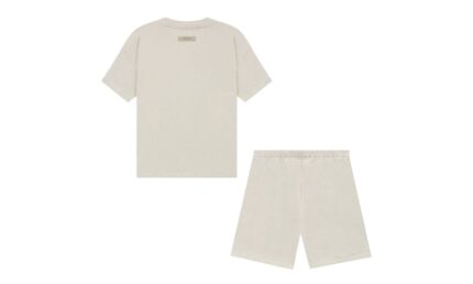 Fear of God Essentials Wheat — Set (T-Shirt & Shorts) - vue 2