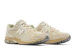 New Balance 1906R AURALEE Bone White - vue 2