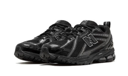 New Balance 1906R Black Grey - vue 2