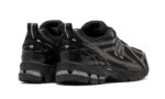 New Balance 1906R Black Grey - vue 3