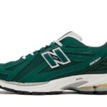 New Balance 1906R Green Suede Metallic Silver authentique