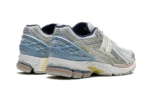 New Balance 1906R Kith White Blue - vue 3