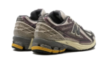 New Balance 1906R Licorice - vue 3