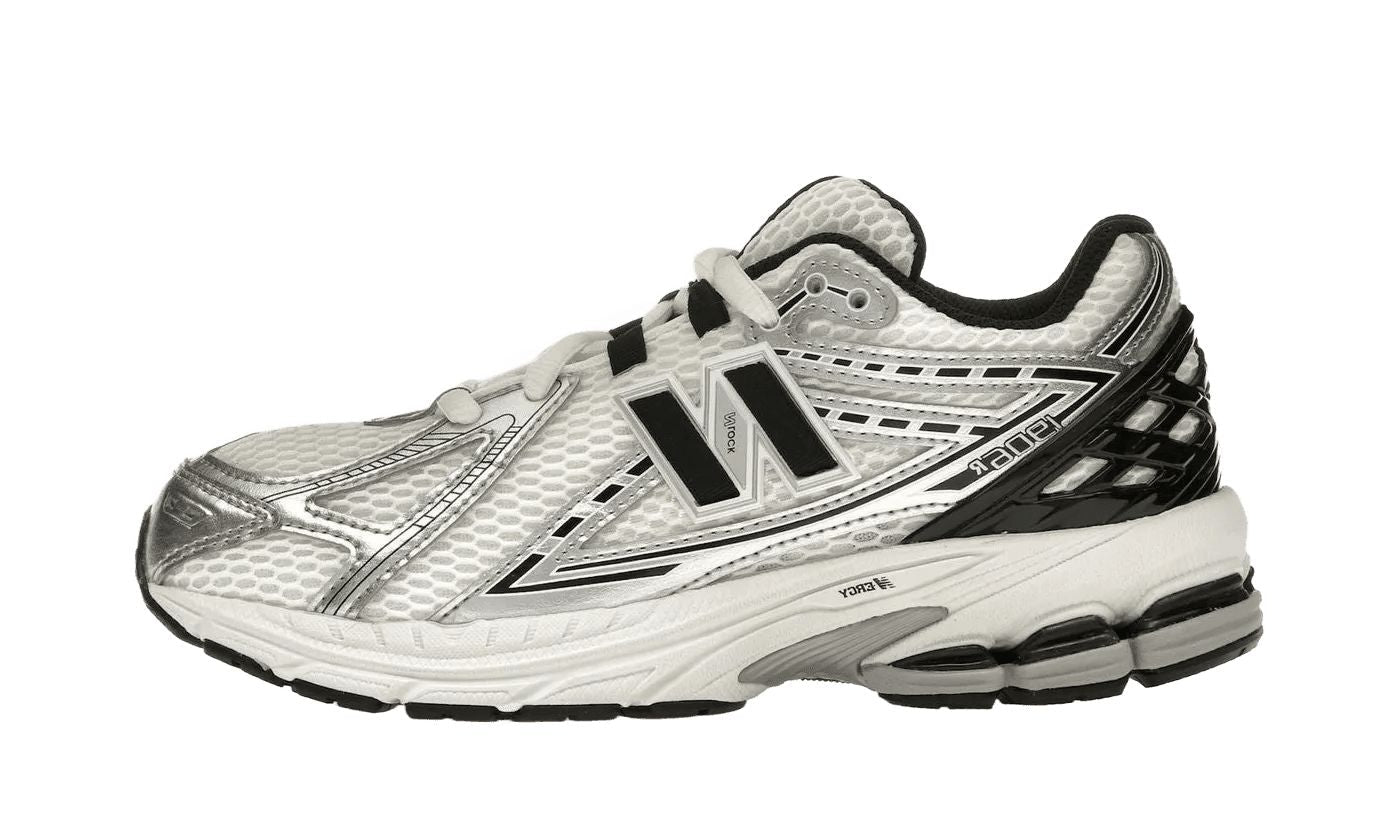 new-balance-1906r-silver-metallic-black-842176 New Balance 1906R Silver Metallic Black authentique