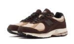 New Balance 2002R Black Coffee - vue 2
