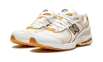 New Balance 2002R Joe Freshgoods Conversations Amongst Us - vue 2