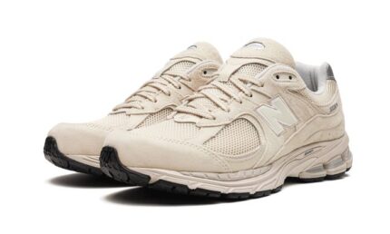 New Balance 2002R Light Bone Aluminium - vue 2