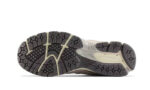 New Balance 2002R Rain Cloud Angora - vue 2