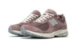 New Balance 2002R Suede Pack Black Fig - vue 2