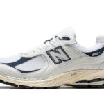 New Balance 2002R White Natural Indigo authentique