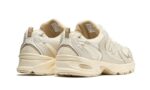 New Balance 530 Beige Angora - vue 3