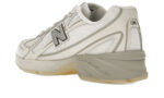 New Balance 740 Lunar New Year (2025) - vue 3