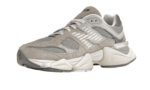 New Balance 9060 Lunar New Year Timberwolf Grey - vue 5
