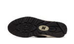 New Balance 990 V2 MiUSA Grey Tan - vue 3