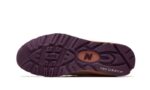 New Balance 990 V2 Salehe Bembury Sand Be The Time - vue 4