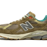 New Balance 990 v3 Bodega Here To Stay authentique