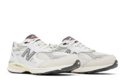 New Balance 990 V3 Made USA Teddy Santis Sea Salt - vue 2