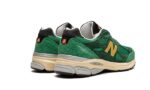 New Balance 990 V3 MiUSA Teddy Santis Green Gold - vue 3