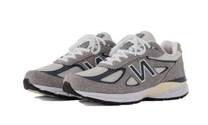 New Balance 990 V4 Made In USA Grey Suede - vue 2