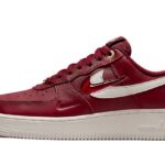 Nike Air Force 1 '07 Premium Team Red History Of Logos authentique