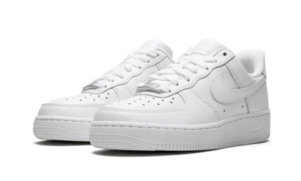 Nike Air Force 1 Low '07 Triple White - vue 2