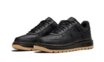 Nike Air Force 1 Low Luxe Black Gum - vue 2