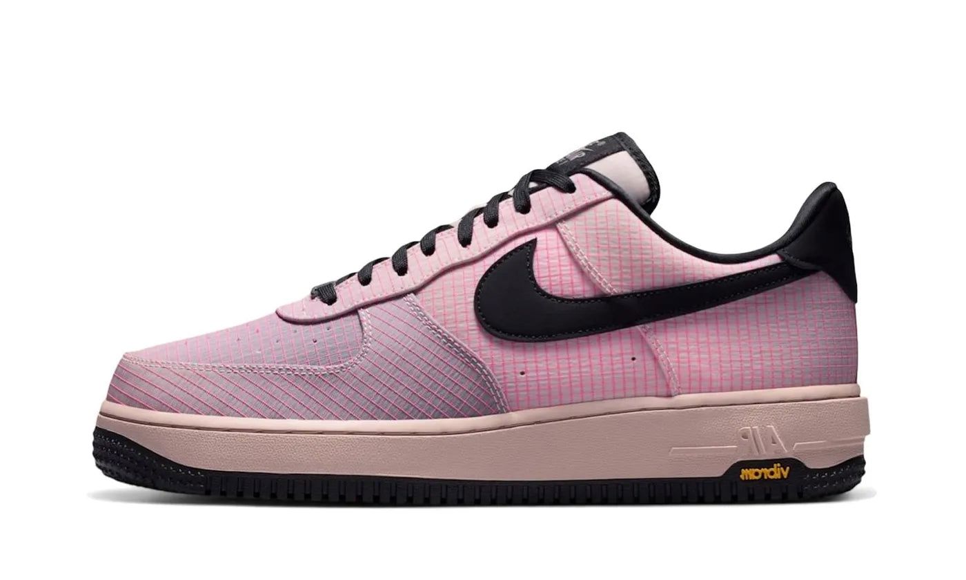 nike-air-force-1-low-lx-vibram-silt-red-black-971632 Nike Air Force 1 Low LX Vibram Silt Red Black authentique