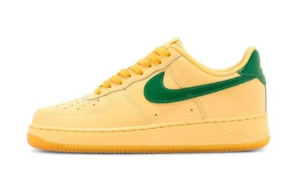 Nike Air Force 1 Low Patent Leather Topaz Gold Pine Green authentique