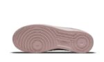 Nike Air Force 1 Low Pink Sherpa - vue 3