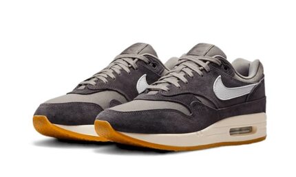 Nike Air Max 1 Crepe Soft Grey - vue 2